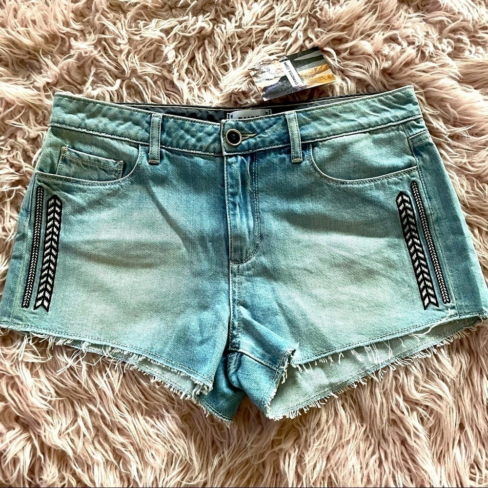 Paige Shorts Tribal Embroidery Keira Cut Off Sz 27